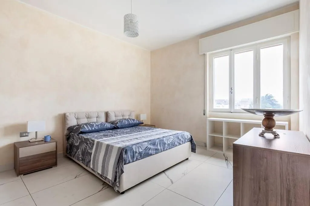 Apartment Suite Reale Vicino Malpensa - Parcheggio Gratuito Legnano