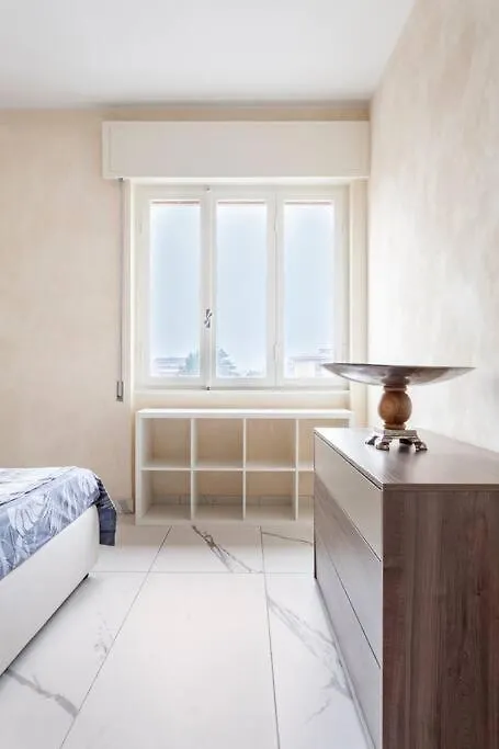 Suite Reale Vicino Malpensa - Parcheggio Gratuito Legnano Italy