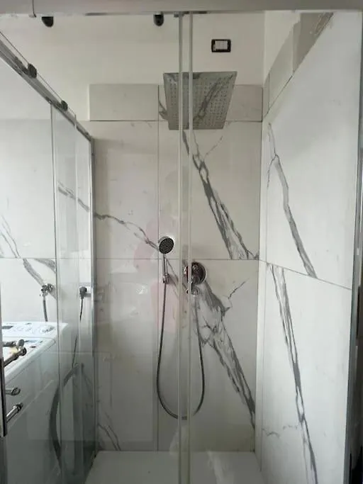 Suite Reale Vicino Malpensa - Parcheggio Gratuito Legnano 0*,  Italy